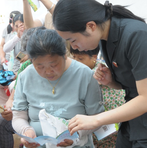 DSC_1301.JPG DSC_1301.JPG