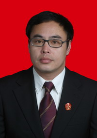 熊小清.jpg