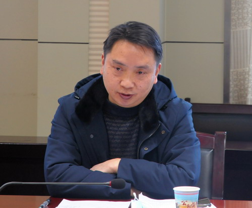 刘毅.jpg 刘毅.jpg