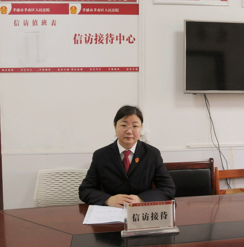 胡艳鹃.jpg 胡艳鹃.jpg