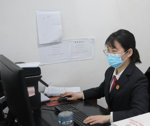 王思怡.jpg 王思怡.jpg