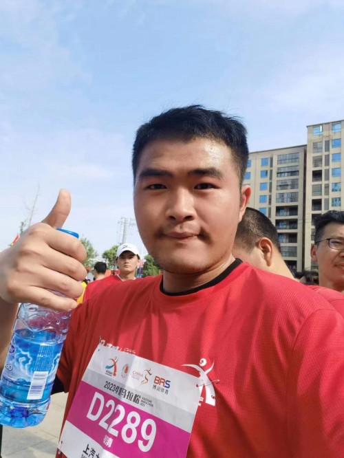 参赛选手-徐清.jpg 参赛选手-徐清.jpg