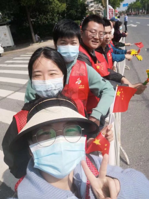 青年志愿者队伍4.jpg 青年志愿者队伍4.jpg