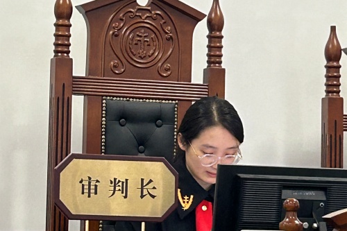 马逸驰1.jpg 马逸驰1.jpg